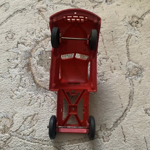Vintage Reliable Toy Co Red Plastic Pickup Truck Model 567/2 Canada INCOMPLETE - Picture 5 of 16